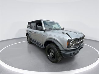 Used 2023 Ford Bronco Black Diamond video 2