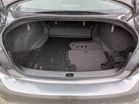 Used 2019 INFINITI Q50 Luxe w/ Essential Package (3.0T Luxe) image 5