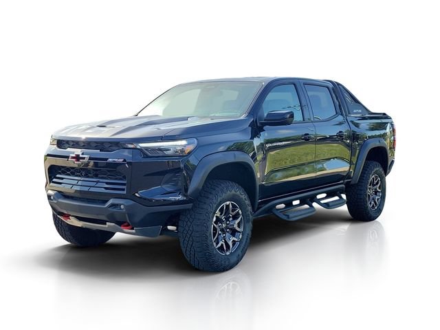 Used 2026 Chevrolet Colorado ZR2 w/ Technology Package AWD/4WD image 2