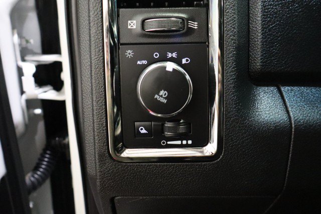 Used 2018 RAM 3500 Laramie w/ Sport Appearance Group AWD/4WD image 34
