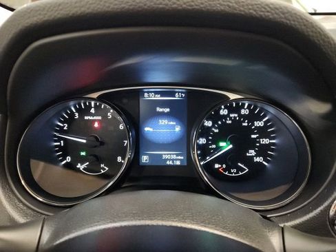 Used 2016 Nissan Rogue SV AWD/4WD image 13