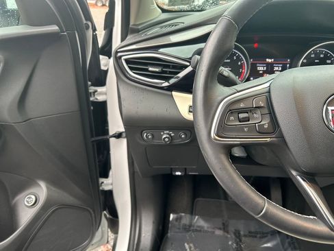 Used 2020 Buick Encore GX Essence w/ Advanced Technology Package image 21