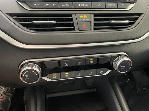 Used 2022 Nissan Altima 2.5 SR image 33