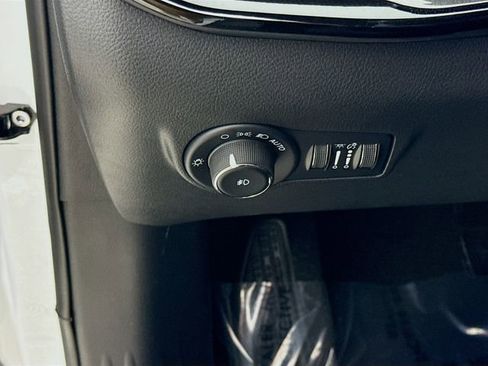 New 2026 Jeep Compass Limited image 10