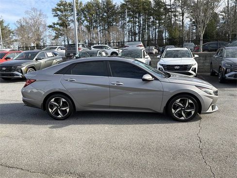 Certified 2023 Hyundai Elantra Limited image 8