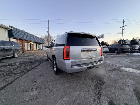 Used 2016 GMC Yukon XL Denali w/ Open Road Package image 33