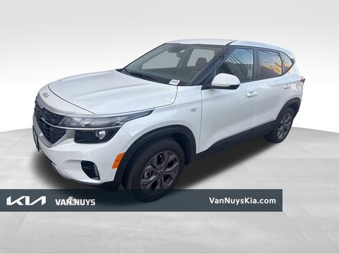 Used 2026 Kia Seltos LX image 1