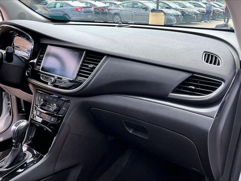 Used 2019 Buick Encore Preferred FWD image 27