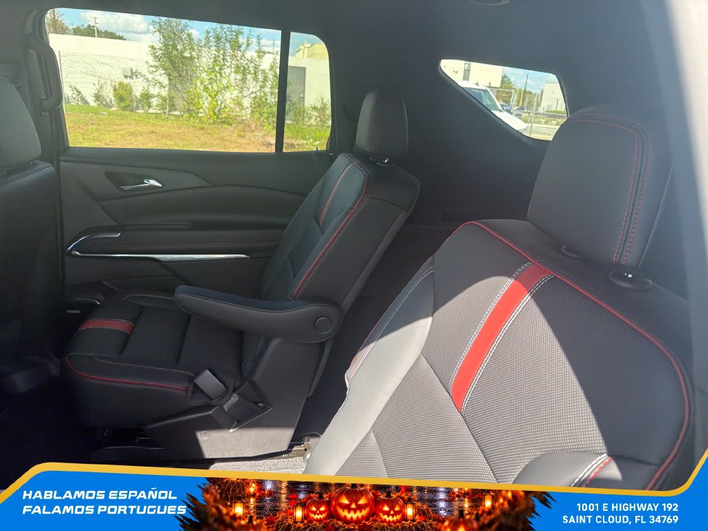 New 2027 Chevrolet Traverse RS FWD image 25