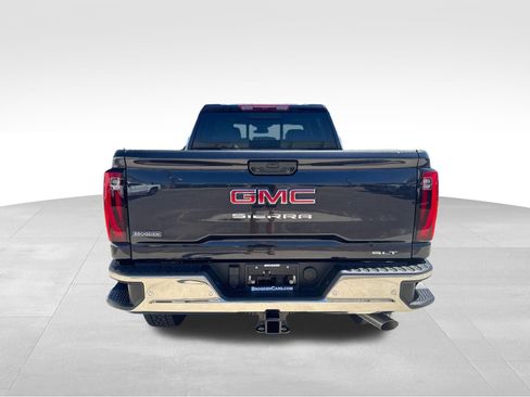 New 2026 GMC Sierra 3500 SLT w/ SLT Premium Package AWD/4WD image 18