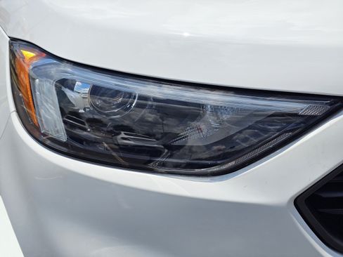 Used 2023 Ford Edge SEL w/ Sport Appearance Package AWD/4WD image 4