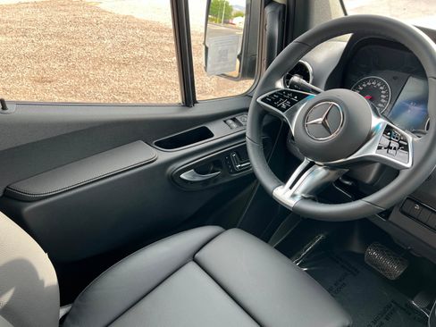 New 2026 Mercedes-Benz Sprinter 2500 image 11