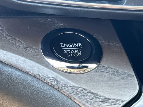 Used 2022 Ford Explorer Platinum w/ Technology Package image 25