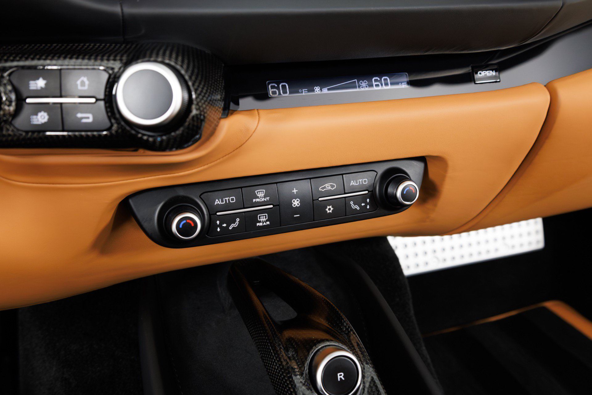 Used 2021 Ferrari 812 GTS RWD image 30