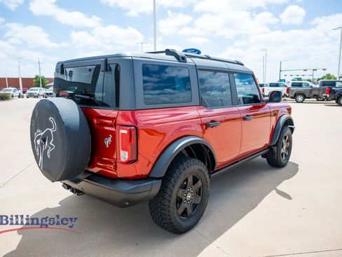 Used 2022 Ford Bronco Black Diamond AWD/4WD image 7