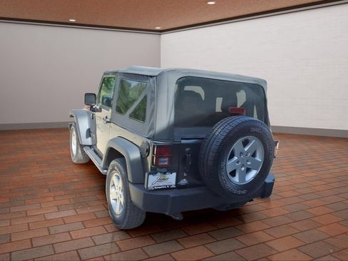 Used 2017 Jeep Wrangler Sport w/ Quick Order Package 24S AWD/4WD image 7
