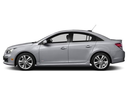 Used 2015 Chevrolet Cruze LT FWD image 3