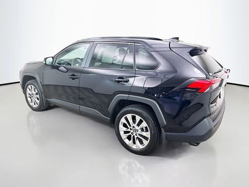 Used 2025 Toyota RAV4 XLE Premium w/ Weather Package AWD/4WD image 5