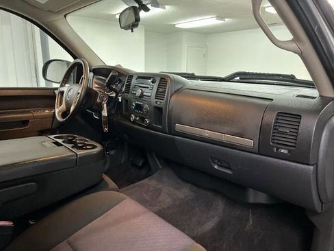 Used 2011 GMC Sierra 1500 SLE w/ Power Tech Package image 26