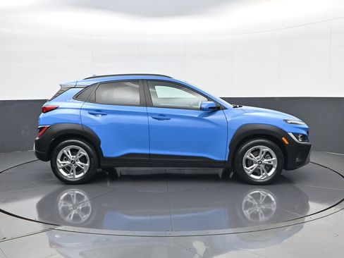 Certified 2022 Hyundai Kona SEL w/ Convenience Package image 4