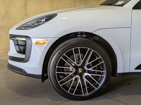 New 2026 Porsche Macan S image 14