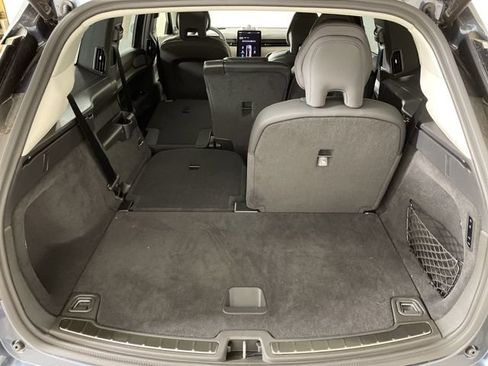 Used 2025 Volvo EX90 Ultra AWD/4WD image 46