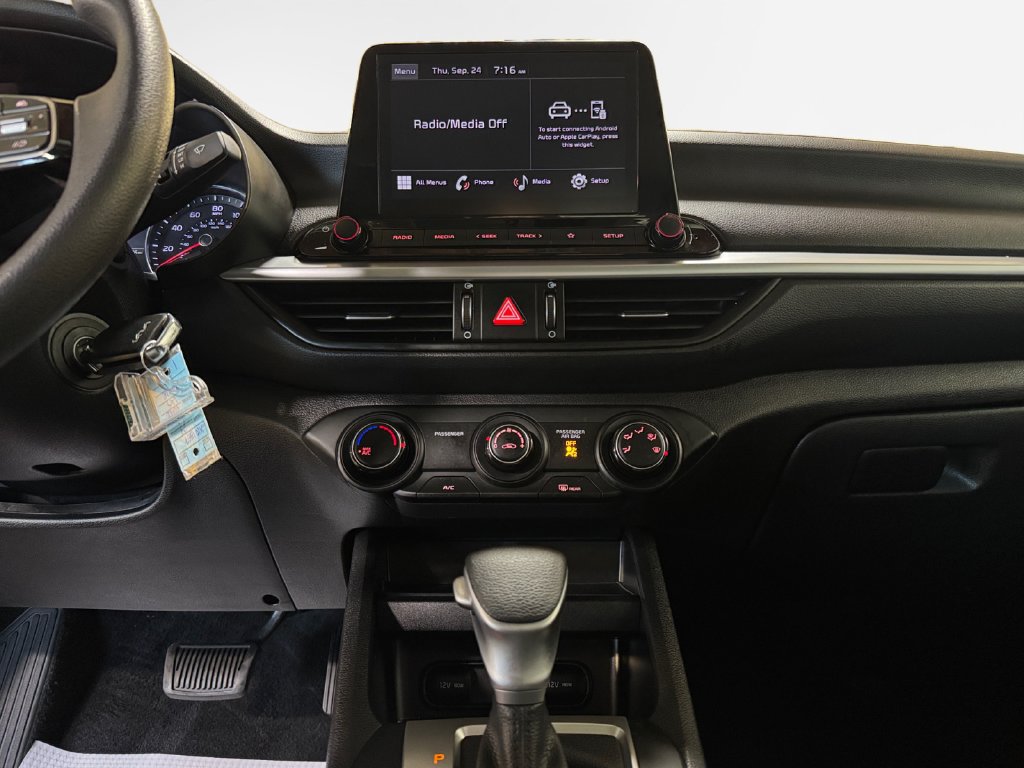 Certified 2023 Kia Forte LXS w/ LXS Technology Package FWD image 22