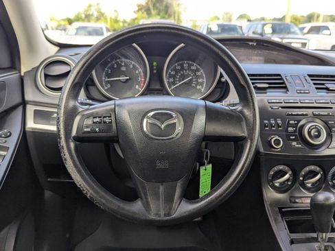 Used 2013 MAZDA MAZDA3 i SV FWD image 16