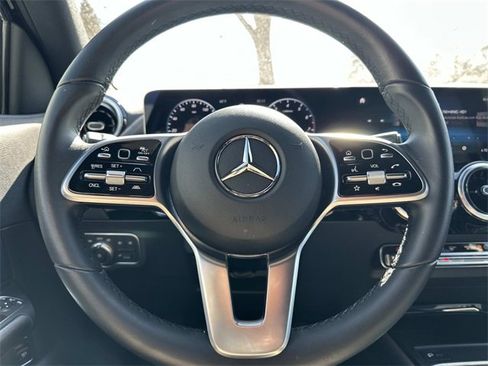 Certified 2023 Mercedes-Benz GLA 250 4MATIC image 19