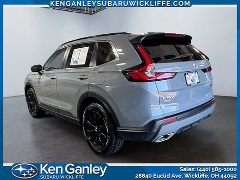 Used 2025 Honda CR-V Sport-L image 3