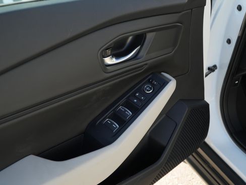 New 2025 Honda Accord SE image 14