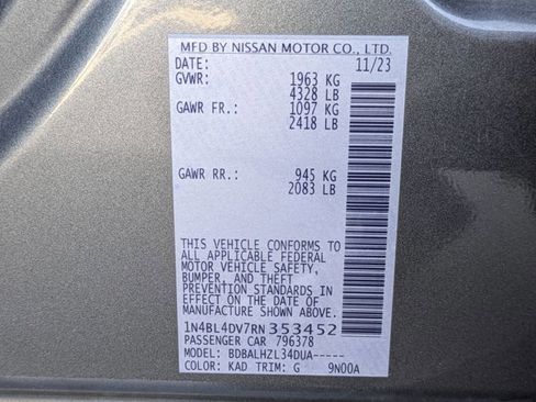 Used 2024 Nissan Altima 2.5 SV image 15