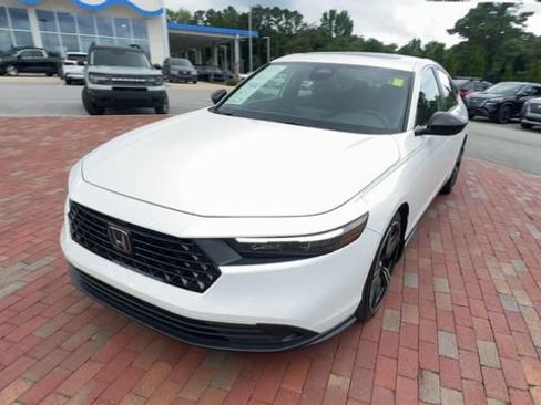Certified 2023 Honda Accord Sport image 6