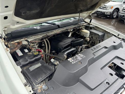 Used 2012 Chevrolet Silverado 3500 W/T image 22