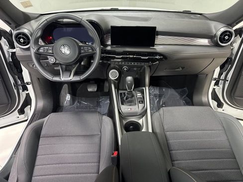 Used 2024 Alfa Romeo Tonale Ti image 14