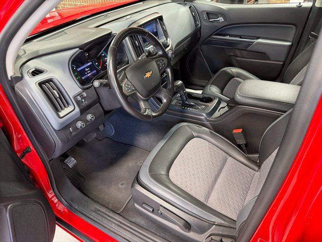 Used 2019 Chevrolet Colorado Z71 AWD/4WD image 13