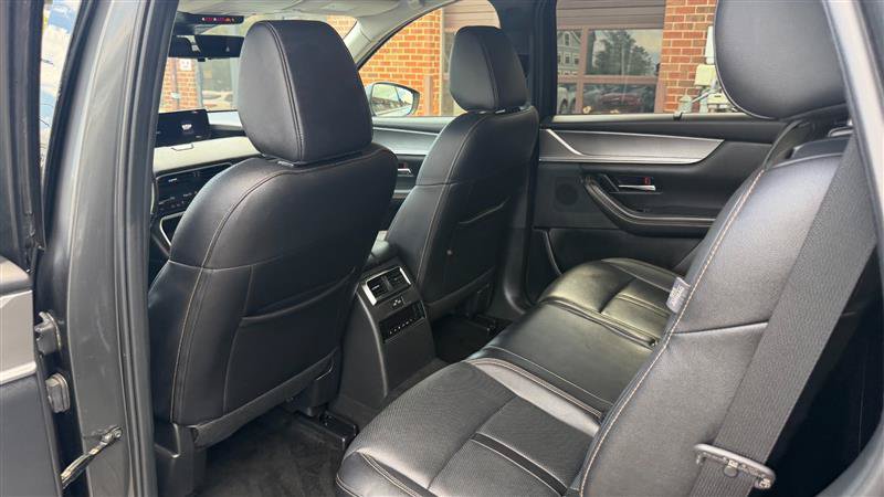 Used 2024 MAZDA CX-90 3.3 Turbo w/ Preferred Plus AWD/4WD image 26