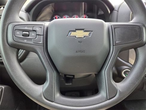 Used 2025 Chevrolet Silverado 2500 W/T image 33