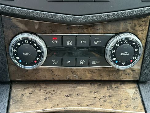 Used 2009 Mercedes-Benz C 63 AMG Sedan image 32