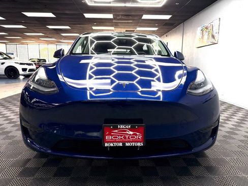 Used 2021 Tesla Model Y Long Range AWD/4WD image 4