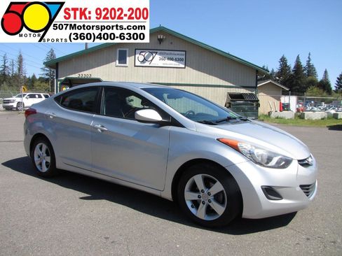 Used 2013 Hyundai Elantra GLS FWD image 10