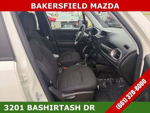 Used 2022 Jeep Renegade Latitude image 17