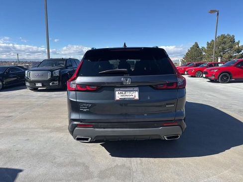 Used 2023 Honda CR-V Sport Touring image 9