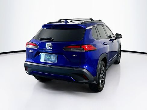 Used 2024 Toyota Corolla Cross XLE image 9