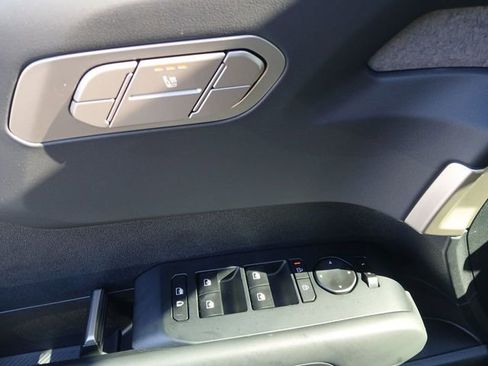 New 2027 Kia Telluride S image 13