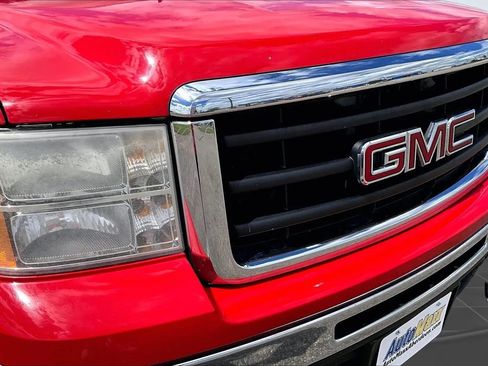 Used 2011 GMC Sierra 1500 SLT w/ SLT Convenience Package AWD/4WD image 35