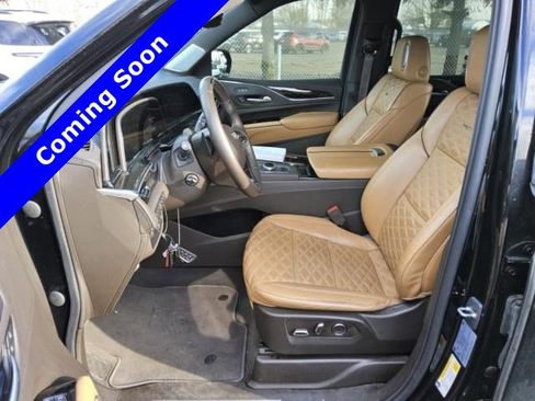Used 2023 Cadillac Escalade Sport w/ LPO, ONYX Package image 12