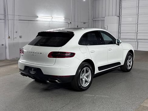 Used 2018 Porsche Macan AWD/4WD image 13