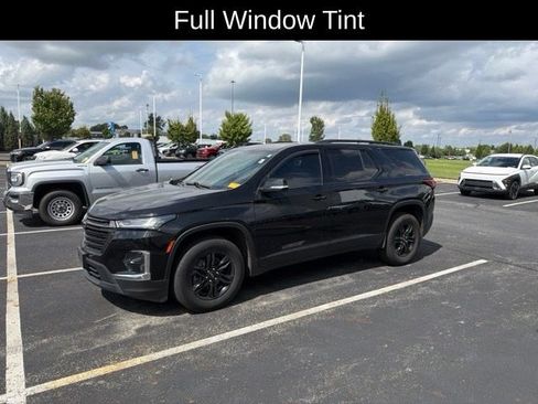 Used 2023 Chevrolet Traverse LT FWD image 8