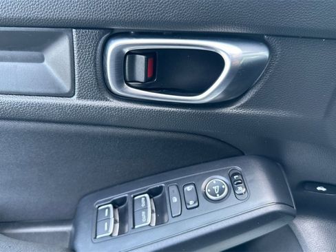 Used 2022 Honda Civic Sport image 8